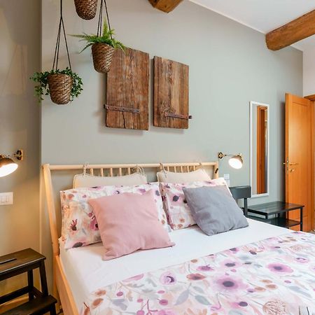 B&B Il Viaggio Bologna Bagian luar foto