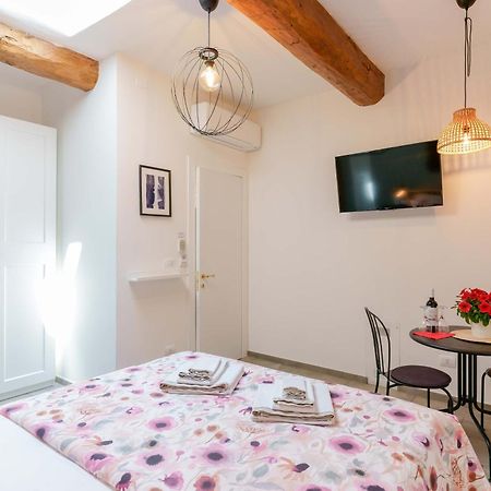 B&B Il Viaggio Bologna Bagian luar foto