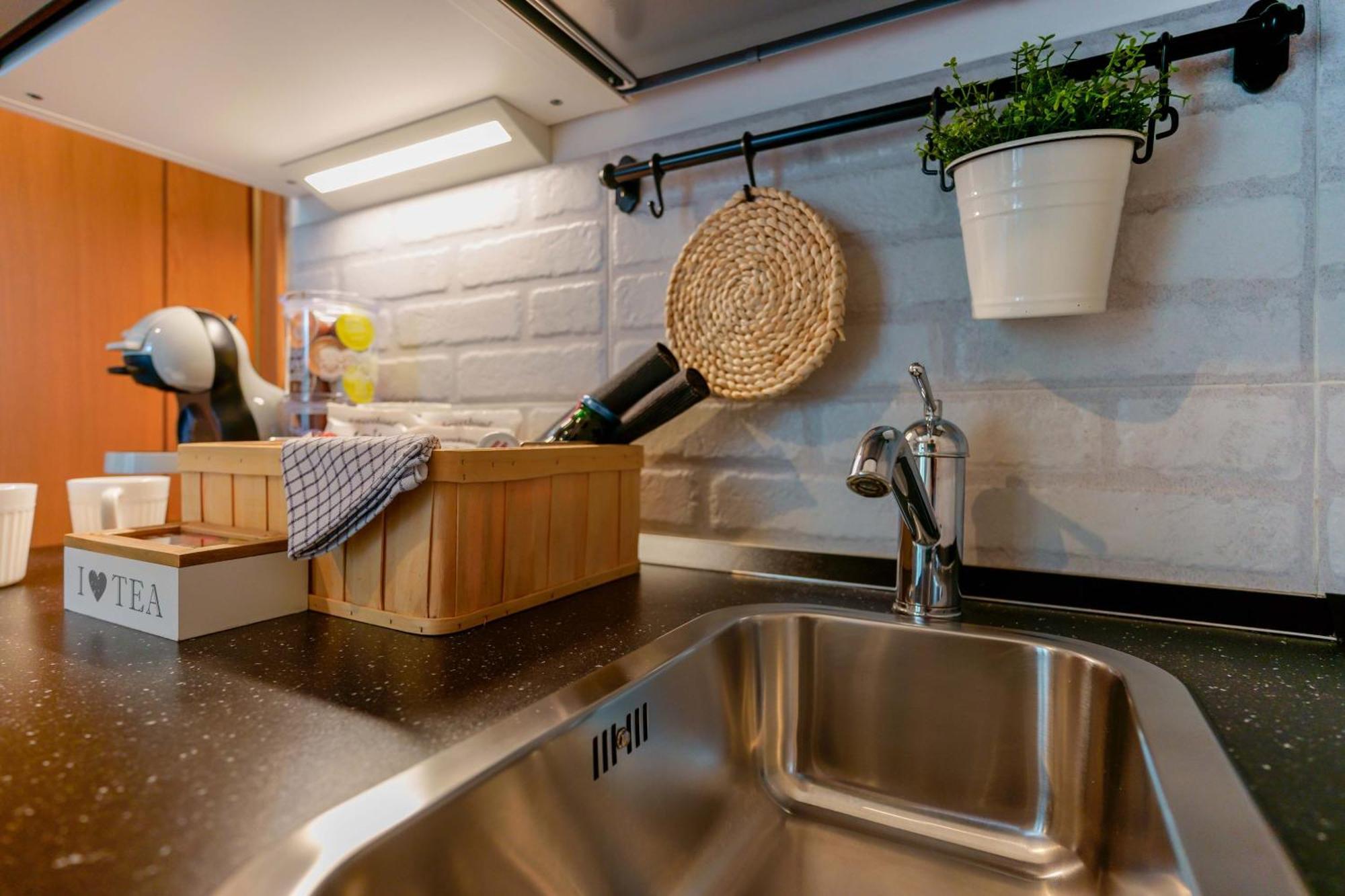 B&B Il Viaggio Bologna Bagian luar foto